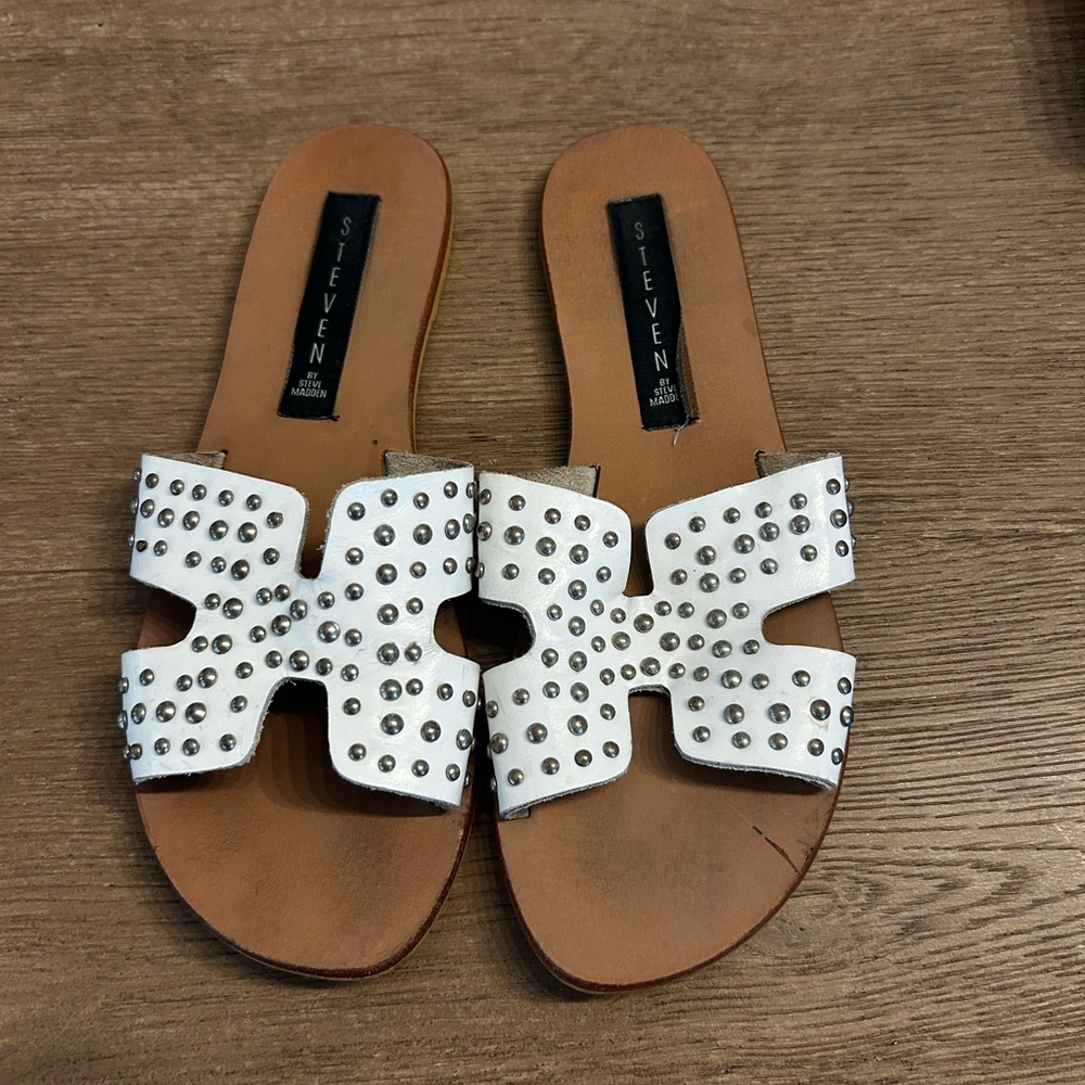 Seven7 White Studded Women's Sandals